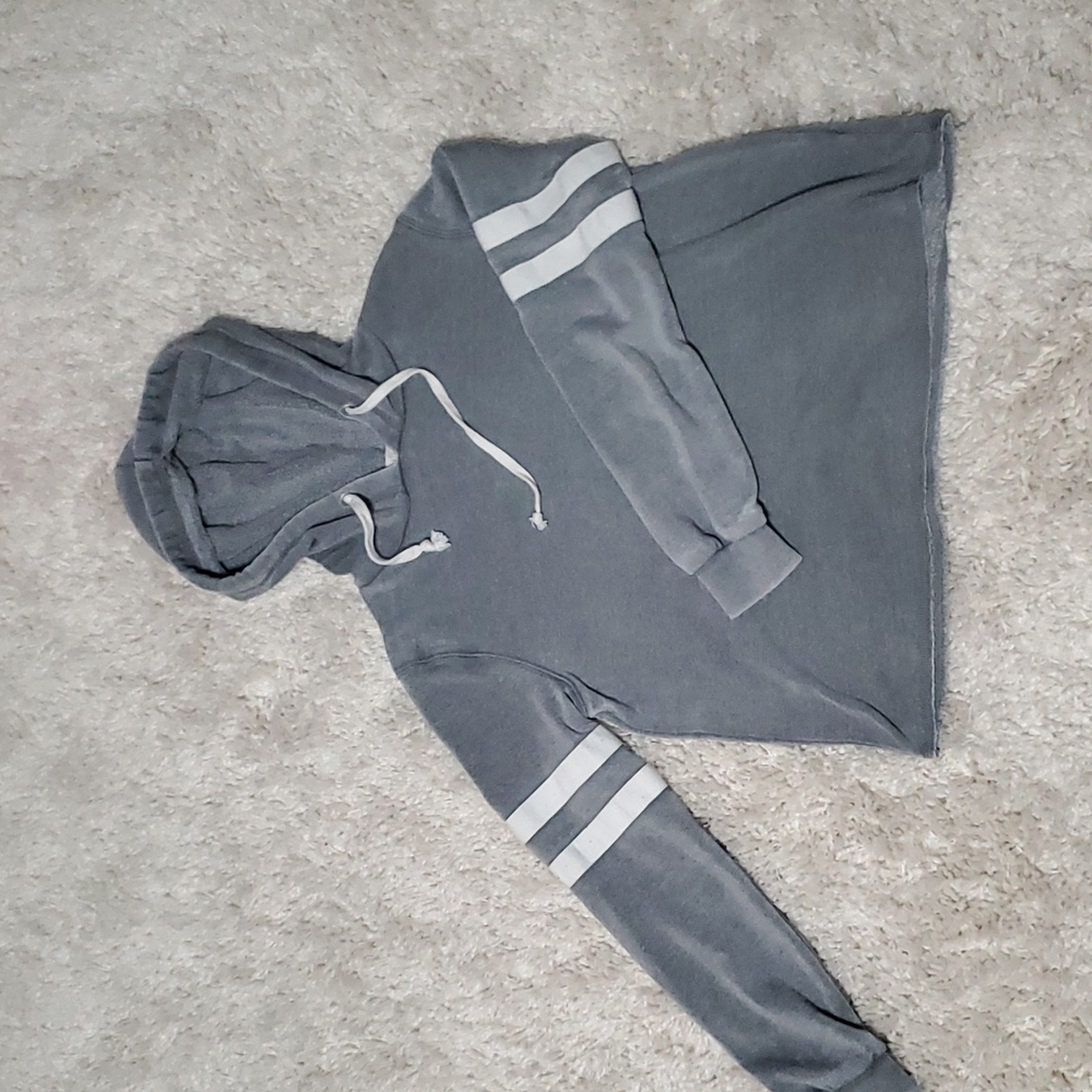 Cropped hoodie